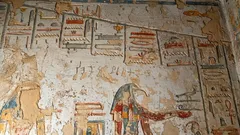 Bezprecedentný objav v Údolí kráľov: pred dvoma tisícmi rokov zanechal cestovateľ z Indie svoje meno v niekoľkých faraónskych hrobkách.